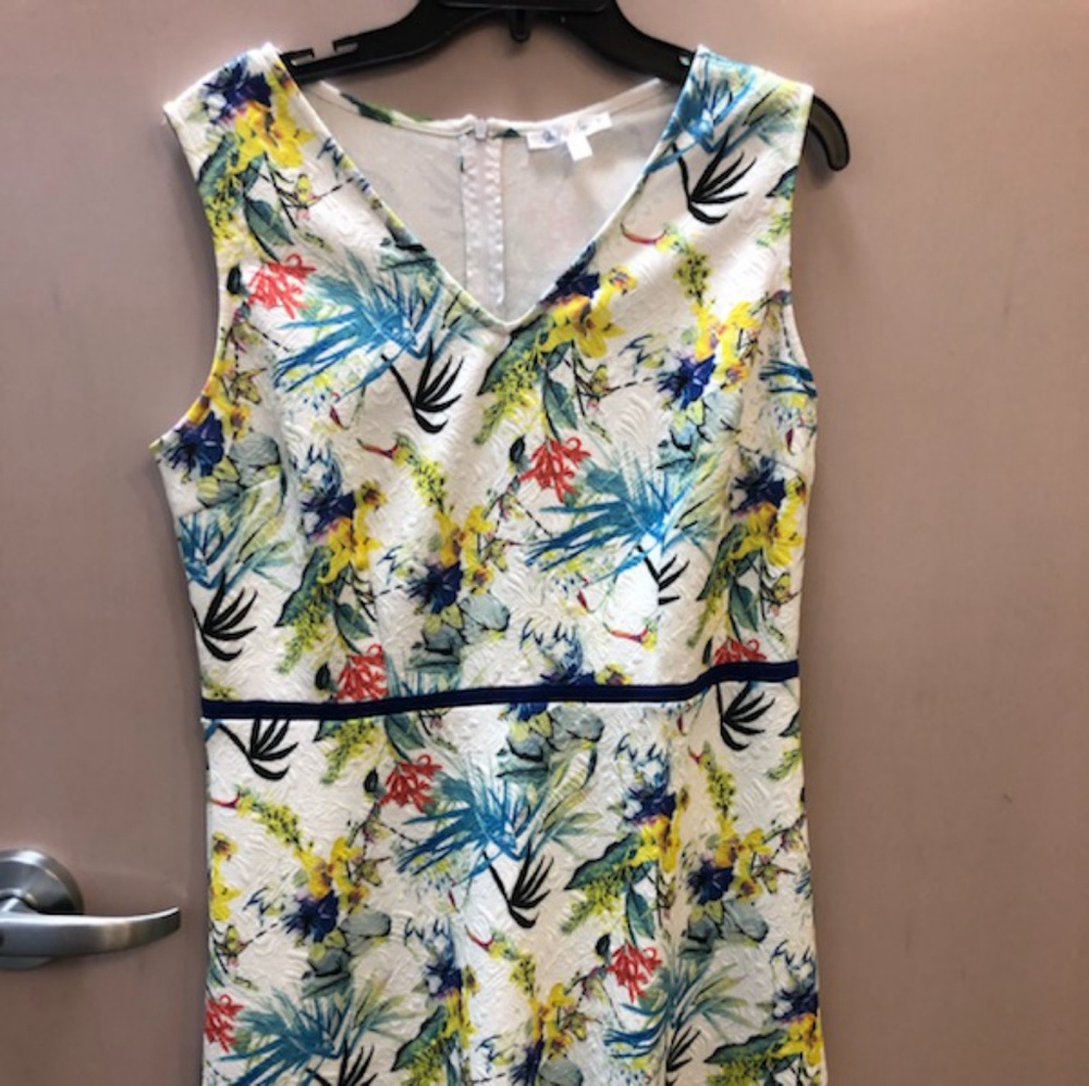 Floral white dress